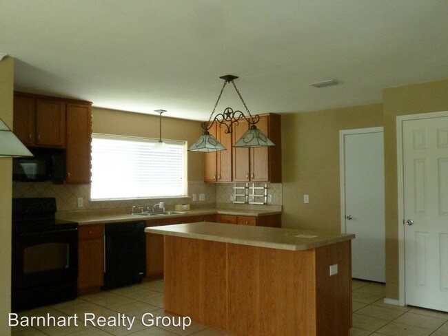 Foto del edificio - 324 Highland Glen Dr