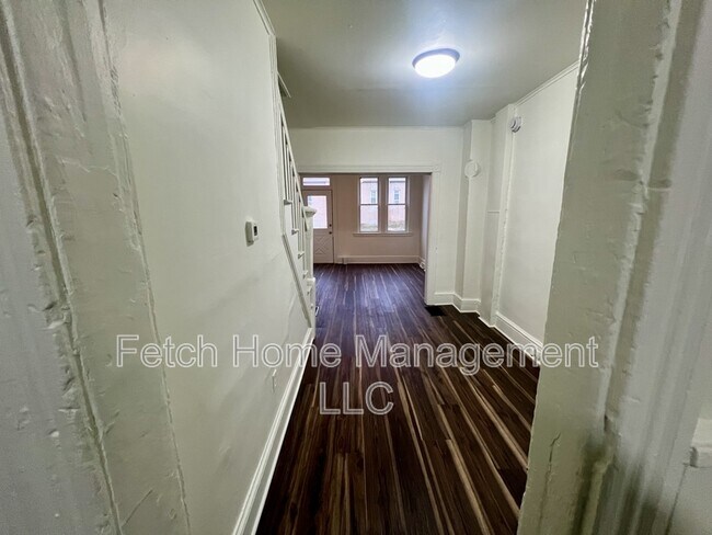 Foto del edificio - 462 S Christian St