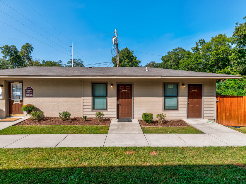 Primary Photo - Wooddale Apartments