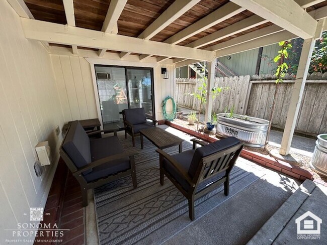 Foto del edificio - Furnished Guesthouse Suite in Sonoma