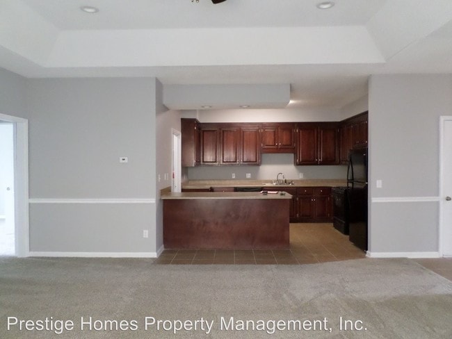 Foto del edificio - 3 br, 2 bath House - 176 Concord Avenue
