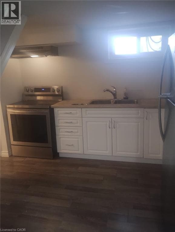 Building Photo - 116 Golden Blvd E