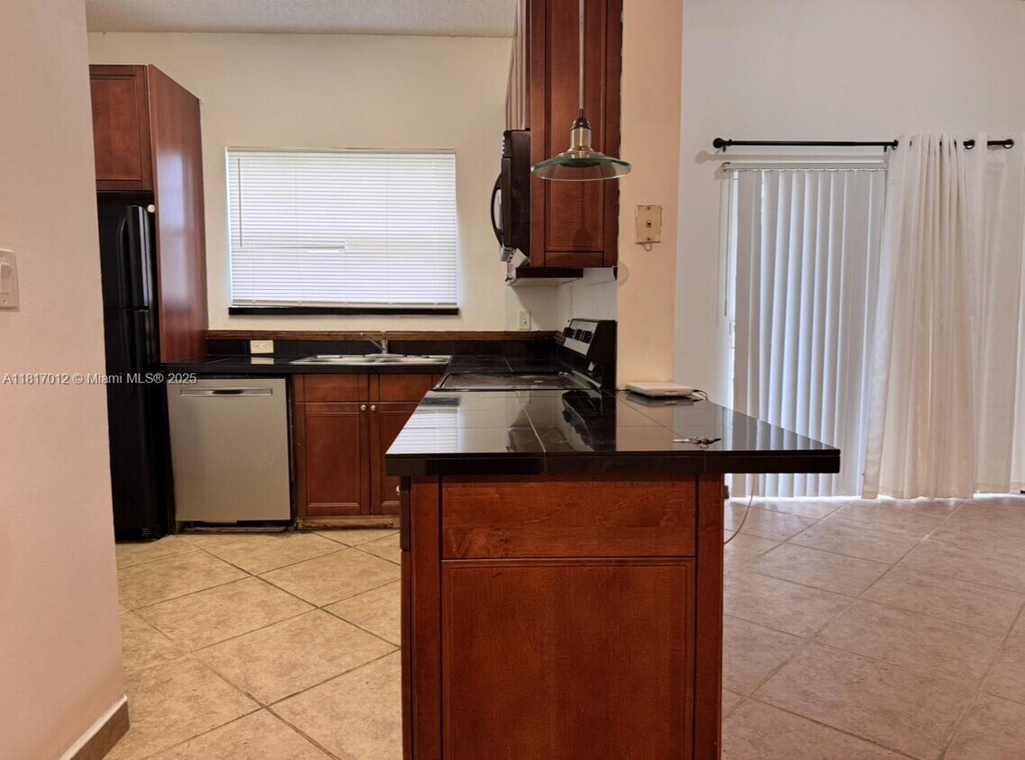 Foto principal - 891 Cypress Park Way