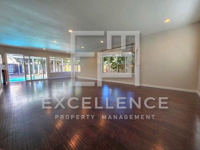 Foto del edificio - 4/2 House With Private Pool & Hot Tub, AC,...