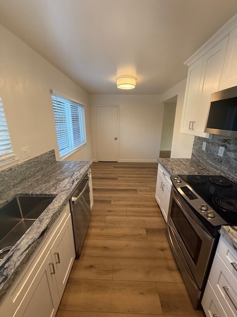 Building Photo - 1223 Cortez Dr