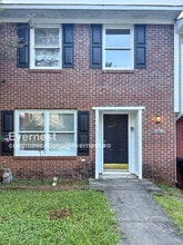 Building Photo - 4753 Cheshire Cir