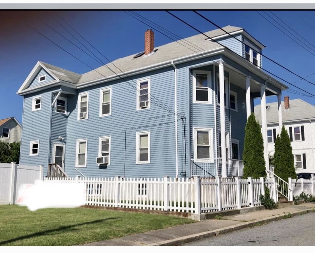 South Dartmouth - 21 Norwell St