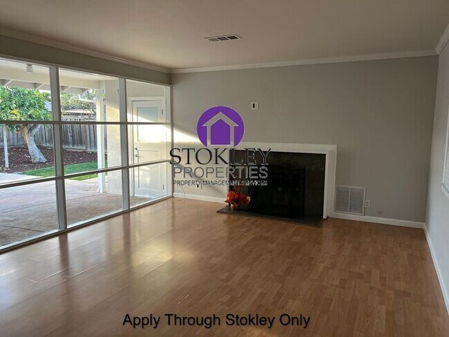 Building Photo - Stokley Properties Presents 3219 Meadowbro...