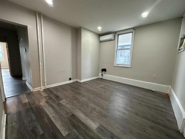Building Photo - 136 Buena Vista Ave