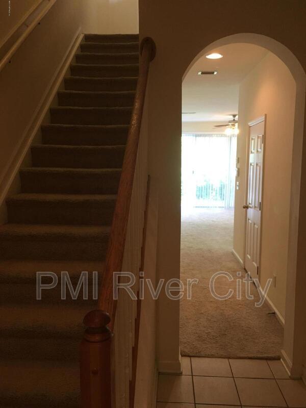 Foto del edificio - 5697 Parkstone Crossing Dr.