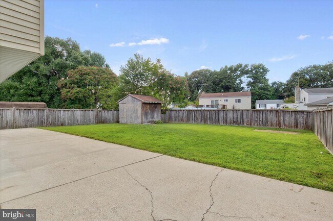 Foto del edificio - 14152 Spring Branch Dr
