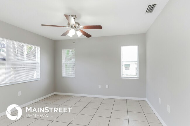 Foto del edificio - 2517 3rd Ave E