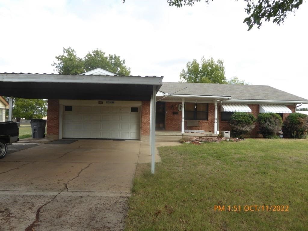 Foto principal - 2709 NW Marion Ave