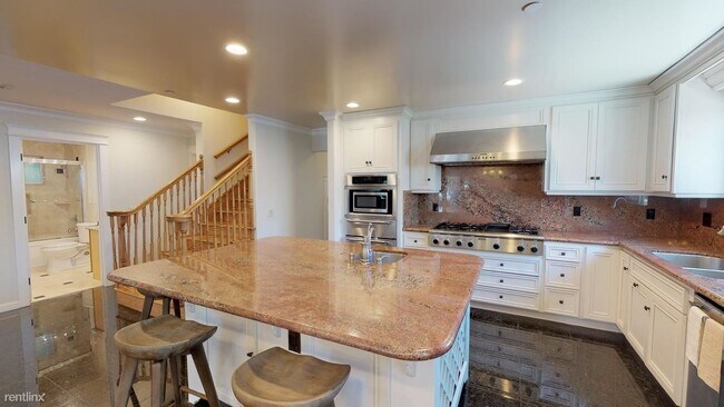 Building Photo - 1 br, 1 bath House - 3421 Bay Rd Private B...