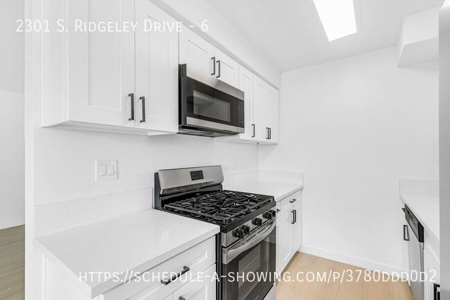 Foto del edificio - 2301 Ridgeley Dr
