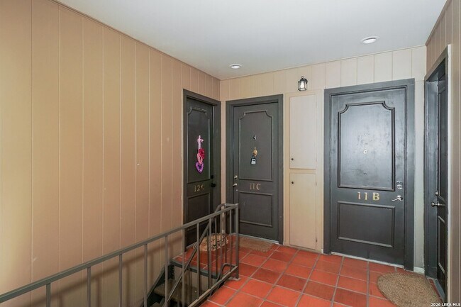 Foto del edificio - 7711 Broadway St