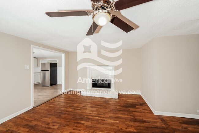 Foto del edificio - 487 6th Ave SW