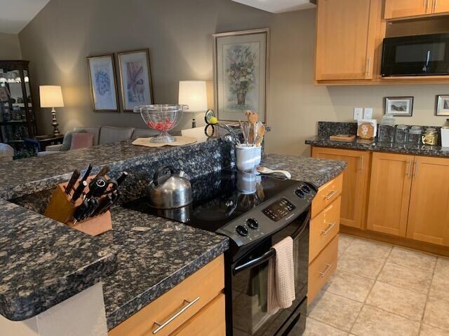 Foto del edificio - 40480 Bay Hill Way