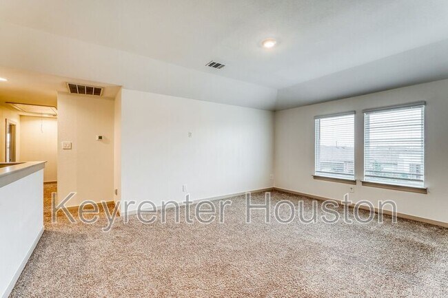 Foto del edificio - 7830 Cattleman Vly Dr