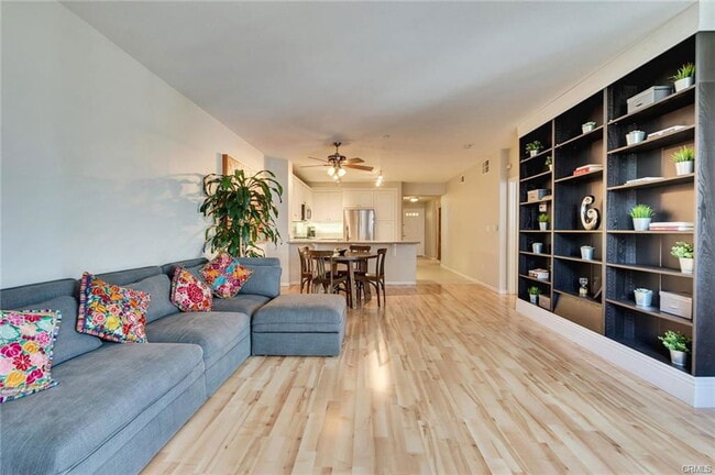 Foto del edificio - 1400 E Ocean Blvd