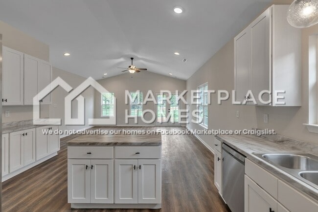 Building Photo - 1627 North St SE