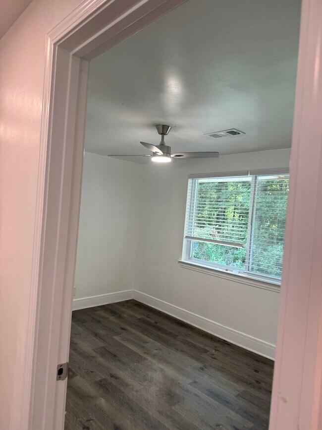 Foto del edificio - 961 Eastside Dr SE