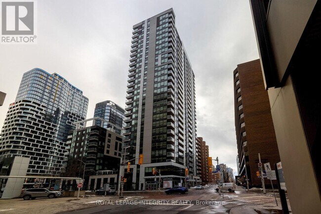 Photo du bâtiment - 340-340 Queen St