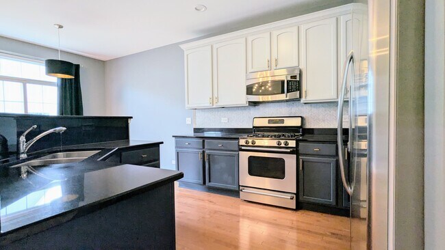 Foto del edificio - 284 Edmundton Cir