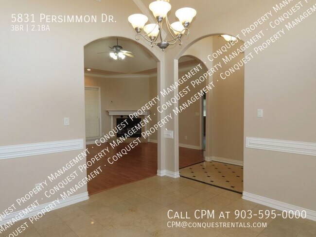 Building Photo - 5831 Persimmon Dr