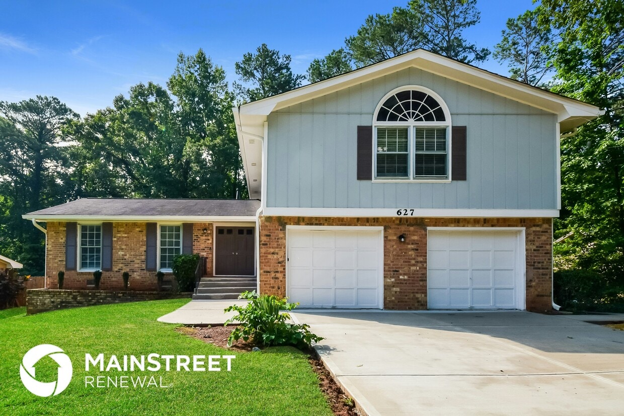 Foto principal - 627 Rockborough Dr