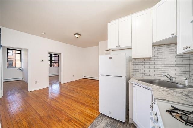 Foto principal - 402 Washington St