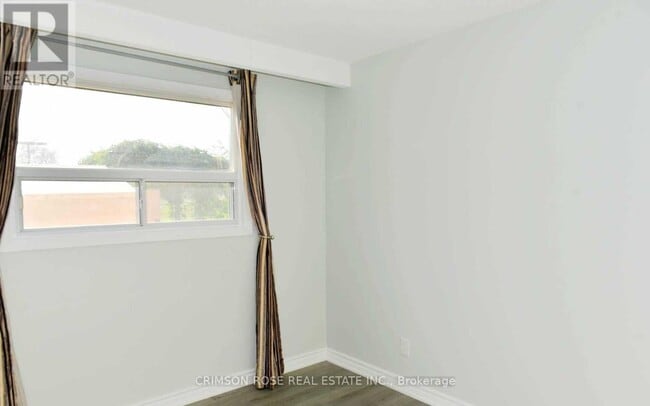 Building Photo - 481 Fergo Ave