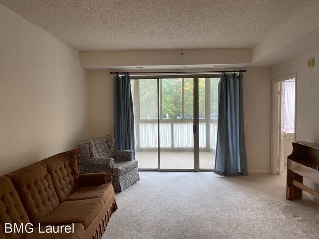 Building Photo - 940 Astern Way