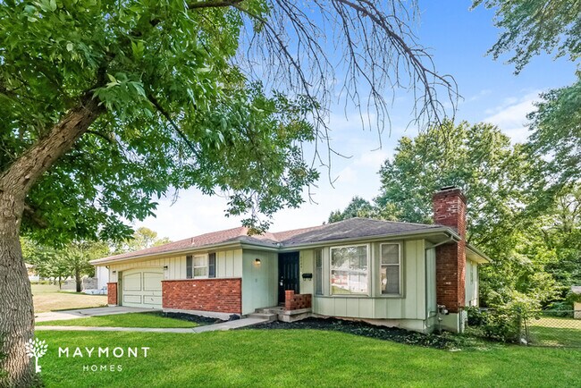 Foto del edificio - 3 Bedroom in Raytown