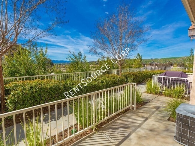Building Photo - 18004 Flynn Dr