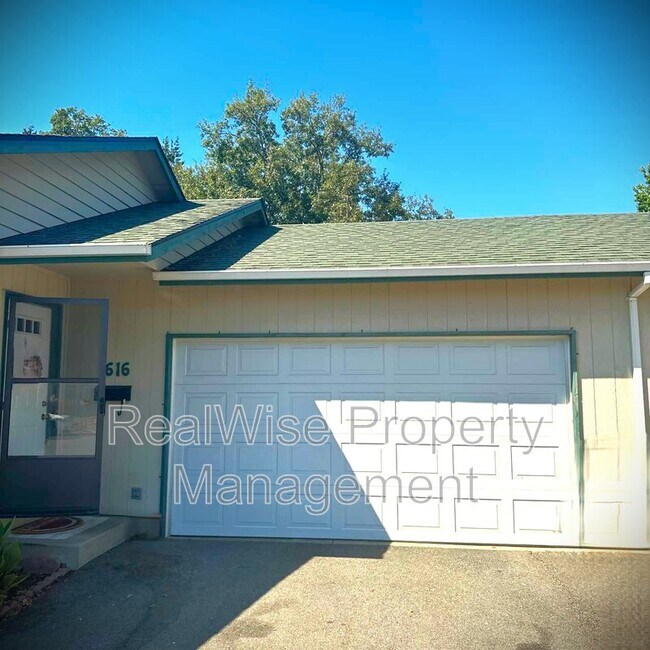 Foto del edificio - 1616 SW K St