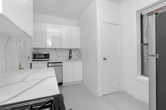 Foto del edificio - 2 bedroom in NEW YORK NY 10002