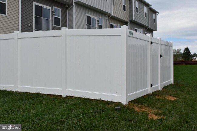 Building Photo - 119 Brashear Ct