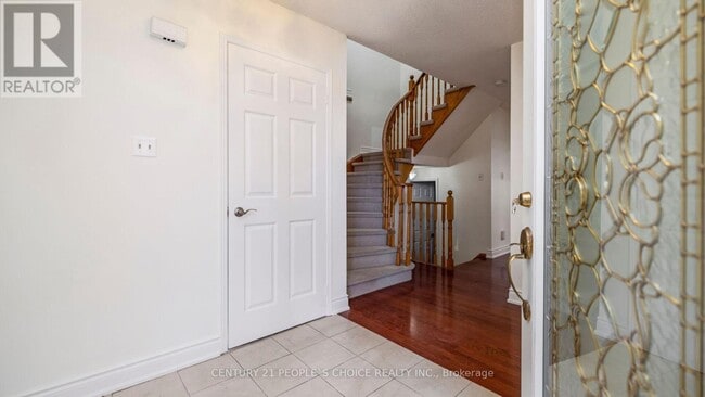 Building Photo - 3464 Nutcracker Dr