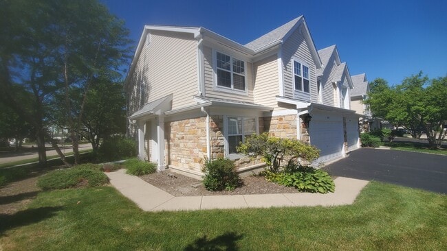 Building Photo - 2910 Ashling Ct
