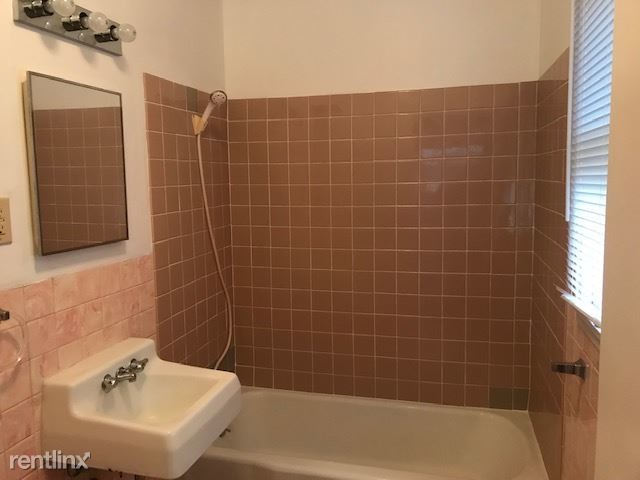 Foto del edificio - 1 br, 1 bath Apartment - 433 S. Custer