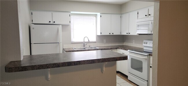 Foto del edificio - 3609 SE 9th Pl