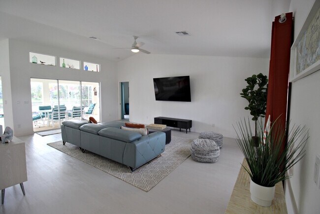 Foto del edificio - 138 SE 20th St