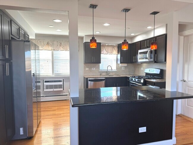Foto del edificio - 2800 N 72nd Ct