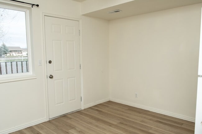 Foto del edificio - 137 S 400 W