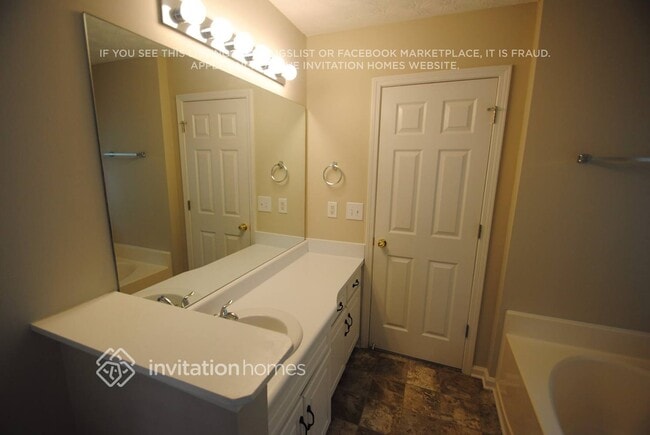 Building Photo - 580 Saddle Path Bend