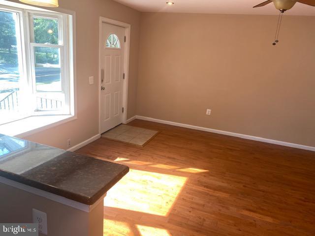 Building Photo - 3312 Cove Rd