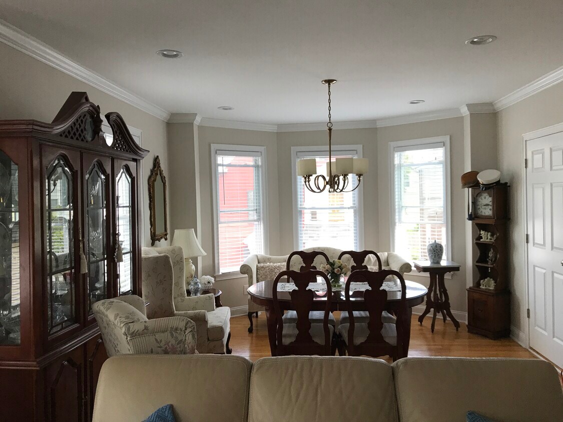 6 Cushing St Unit 2nd floor, Salem, MA 01970 Apartments in Salem, MA