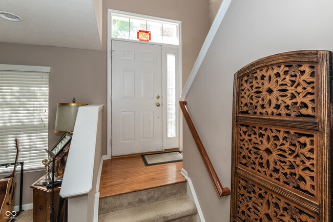 Foto del edificio - 420 Beverly Ct