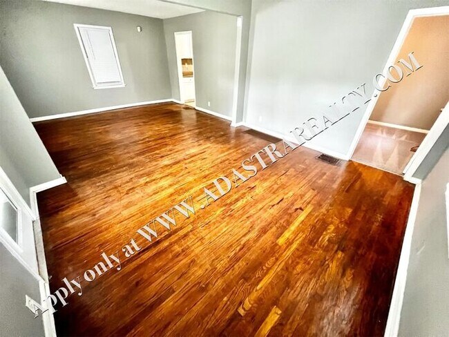Building Photo - Large 3 bedroom 2 bathroom home in Waldo -...